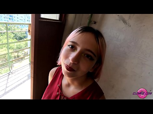 ❤️ Sha'awar ɗalibi yana tsotsar Baƙo a Waje - Cum A Fuskarsa ❤️❌ Batsa kawai ﹏